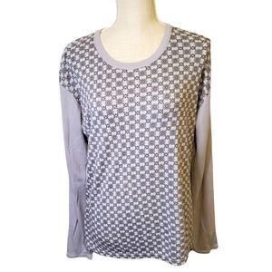 Women's light-gray floral checker pattern front long-sleeve shirt. Size XXXL.